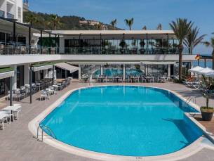 Aria Resort & Spa Hotel