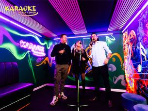 Blacklight Karaokebox bij Flash & Smash (1 of 2 uur)