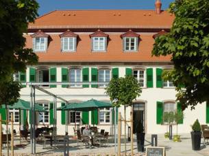 Schlosshotel Bergzaberner Hof