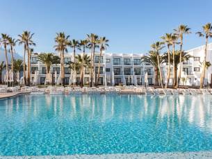 Grand Palladium White Island Resort & Spa