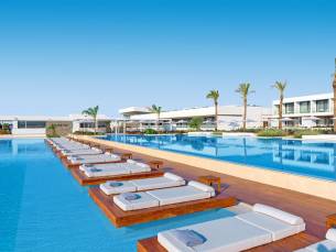 Gennadi Grand Resort