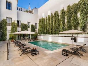 8 daagse vliegvakantie naar H10 Palacio Colomera in cordoba, spanje
