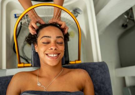 Deluxe Japanese head spa naar keuze (45 of 60 min)