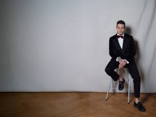 Douwe Bob & Orkest Koninklijke Luchtmacht - Christmas special in Leeuwarden