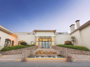 Korineum Golf en Beach Resort