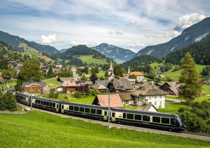 Rail & Sail: Vierlandencruise Bergvaart & Golden Pass Panorama Express