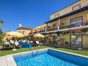 Costa d'Oiro Ambiance Village