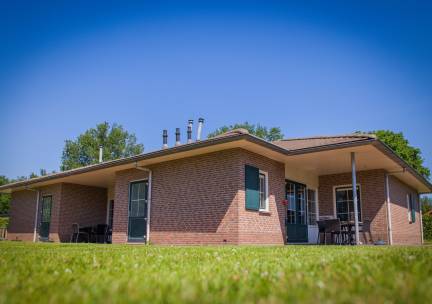 Heerlijke 8-persoons bungalow op park in Voorthuizen Veluwe