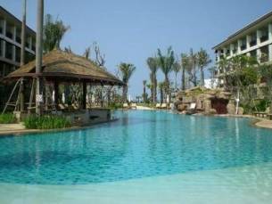 Ravindra Beach Resort & Spa