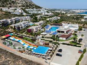 Fly & Go Grand Holiday Resort