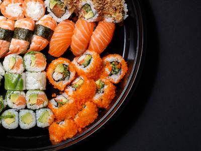 Afhalen: sushibox (24 of 40 stuks) bij Monster Sushi