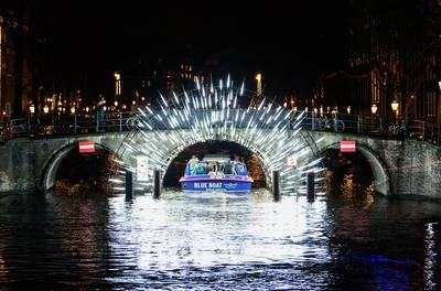 Amsterdam Light Festival cruise van 90 minuten met Blue Boat Company