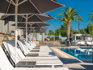 Aparthotel Dionysos