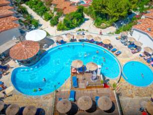 Bougainville Bay Hotel