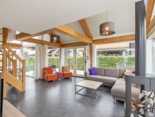 Zonnedorp 26 Renesse: Comfortable Beach Holiday on the North Sea