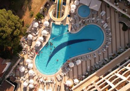 Hotel Golden Rock Beach
