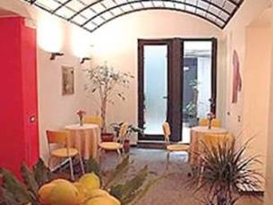 Caravaggio Hotel