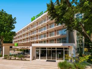 ibis Styles Golden Sands Roomer Hotel