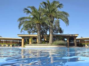 Luna Park Yoga & Spa Hotel