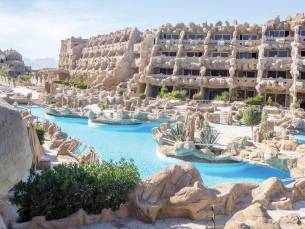 8 daagse vliegvakantie naar Caves Beach in hurghada, egypte