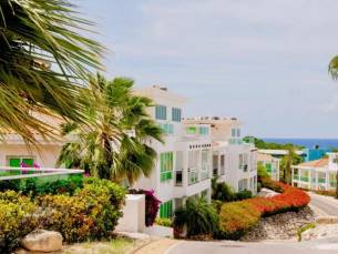 Piscadera Harbour Village