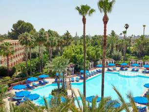 Le Meridien N Fis