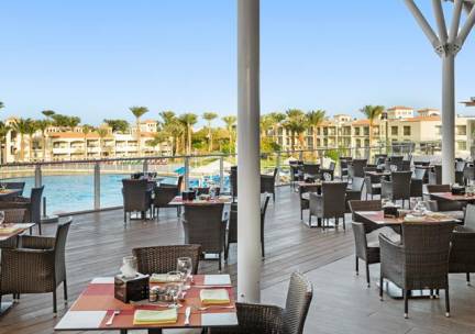 Pickalbatros Dana Beach Resort