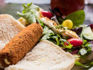 Lunch naar keuze bij Het Wedde, eten-drinken-feesten