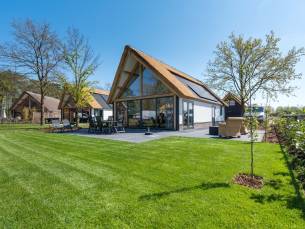 Farm Lodge 669