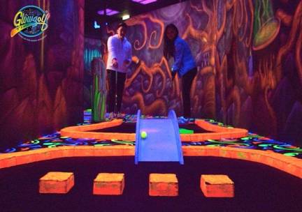 Entree GlowGolf Tiel