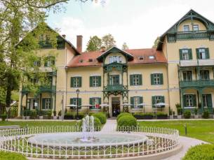 Halfpension in een 4*-hotel in Sloveni&euml; met een verblijf in een SUPERIOR kamer & ONBEPERKT toegang tot de spa