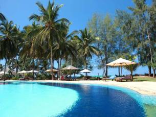 Bluebay Beach Resort & Spa