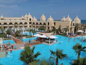 Hotel Titanic Royal Resort