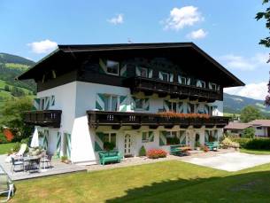 8 daagse vliegvakantie naar Das Christine in brixen im thale, oostenrijk