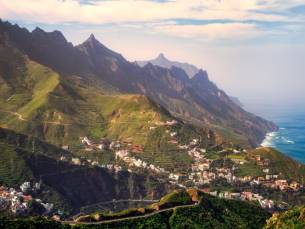 Tijd om het Canarische eiland Tenerife te verkennen! O.b.v. halfpension incl. vlucht en transfer