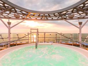 8-daagse cruise vanaf Porto naar Tanger, Gibraltar, Cádiz & Lissabon incl. vlucht, fooien & verblijf o.b.v. premium all-inclusive: cocktails, snacks & ijsjes inclusief!
