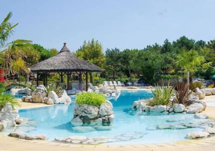 Camping Bungalow Park Tahiti
