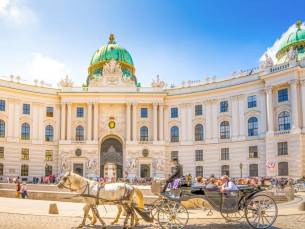 Geniet 3, 4 of 5 dagen in een 4*- hotel in Wenen vlakbij de mooiste bezienswaardigheden incl. vlucht en ontbijt!