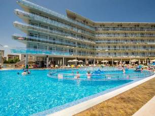 Aqua Nevis Club