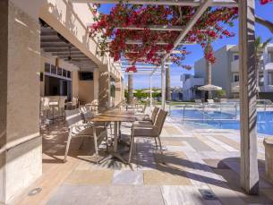 Fly & Go Mythos Suite Hotel