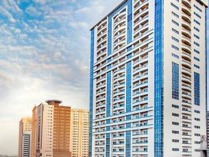 Golden Sands Hotel & Residences