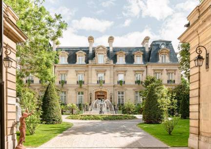 8 daagse vliegvakantie naar Saint James Paris in parijs, frankrijk