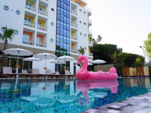 Monaco Garden Hotel