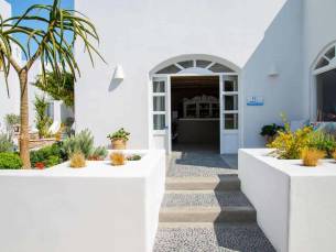 Makris Beach Hotel