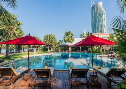 Ravindra Beach Resort & Spa