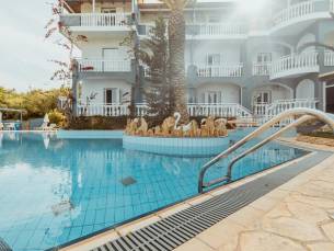 Zante Calinica Hotel & Suites