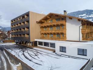 Hotel KOSIS Sports Lifestyle