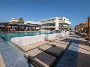 Mare Garden Hotel