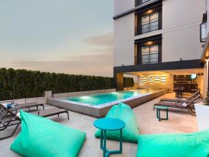 Cross Vibe Bangkok Sukhumvit