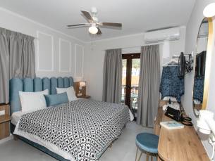 Paradise Hotel